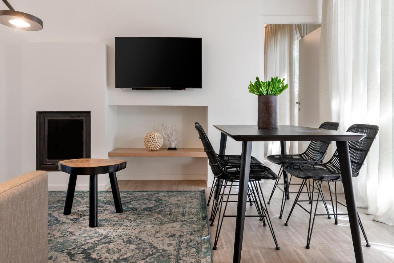 Residence Lungomare - Charming Apartments Riccione Buitenkant foto