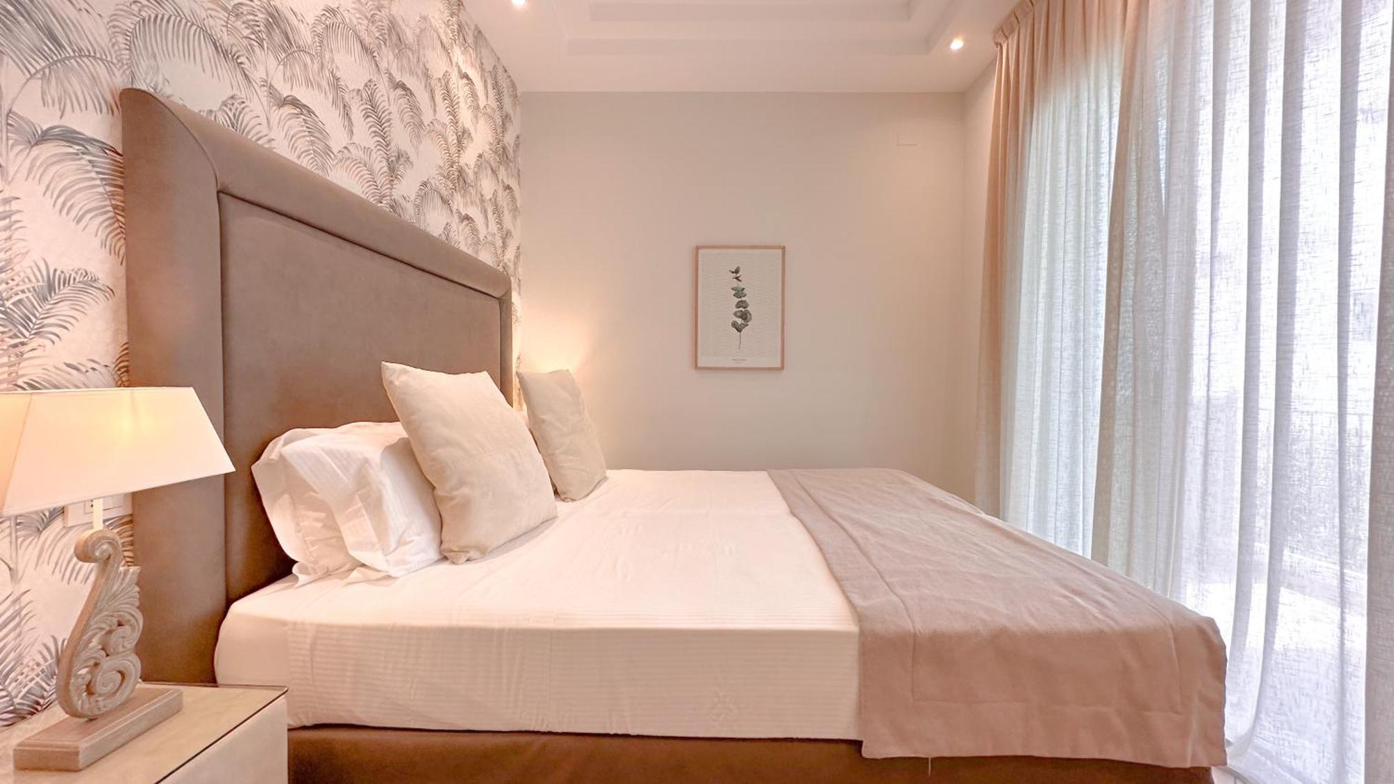 Residence Lungomare - Charming Apartments Riccione Buitenkant foto